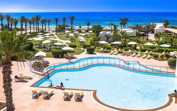 Delfino Beach Resort & Spa 4*
