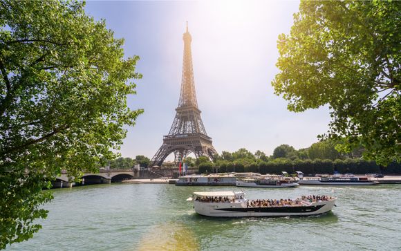Embarquez pour une croisière sur la Seine...