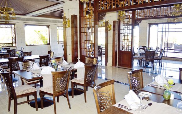 Poussez les portes de l'Hôtel Samra Bay Resort 4*