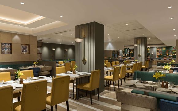  Grand Mercure Agra 5*