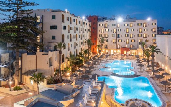 Hopps Hotel 4*