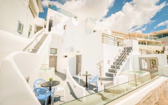Modernity Suites Santorini 4*