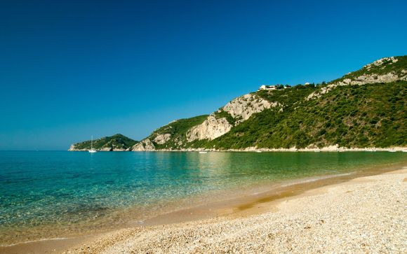 Alla scoperta di Agios Georgios Pagon