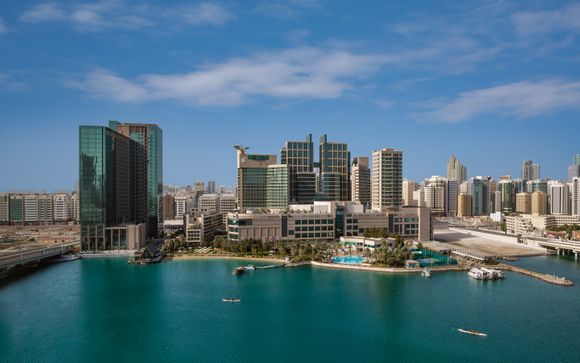 Beach Rotana Residences 5*
