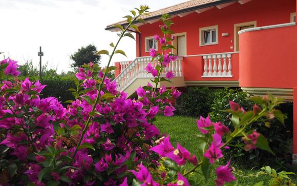 Hotel Residence Borgo Santa Barbara 4*