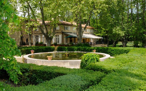Le Moulin de Vernègues Hotel & Spa 4*