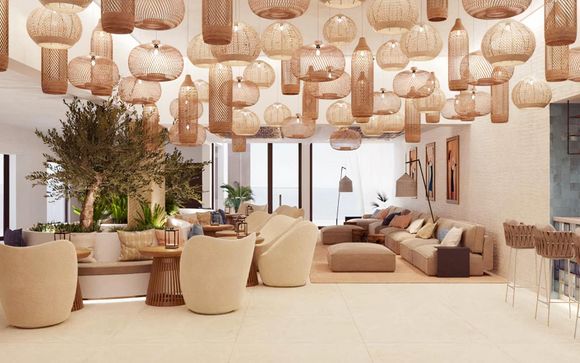 Hotel Cala San Miguel 5*