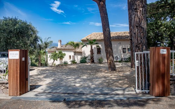 Tinah Saint-Tropez 4*