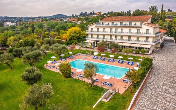 Hotel Villa Paradiso Suite 4*