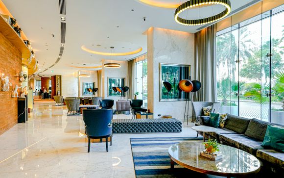 Media One Hotel 4*
