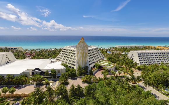 The Pyramid at Grand Cancun by Oasis 5*