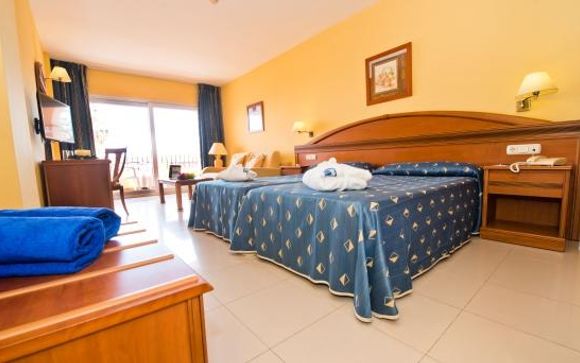 Bahia Tropical Hotel 4*