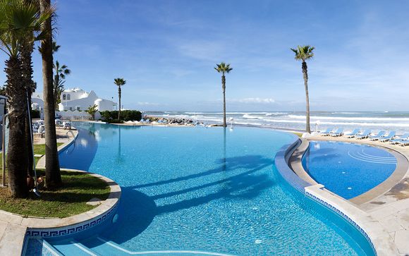 Amphitrite Palace Beach Resort 5*