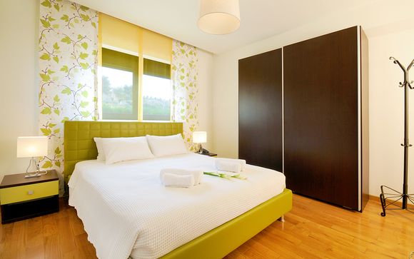 Polyastron Place Hotel 4*