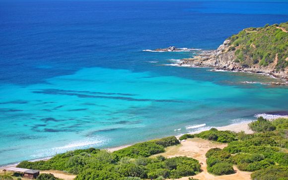 Free Beach Club 4*