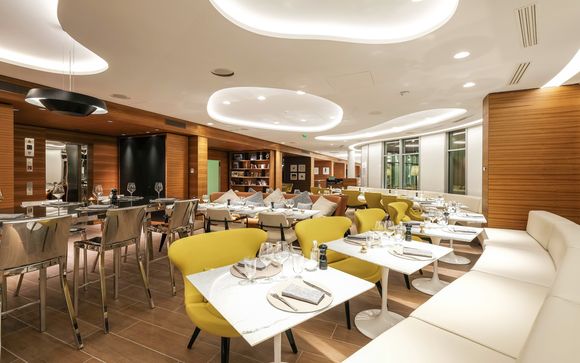 Renaissance Paris Republique Hotel 5*