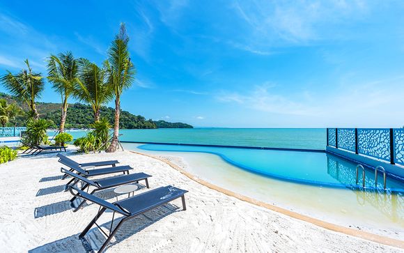 The Tide Beachfront Siray 5* & Zeavola Resort 5*