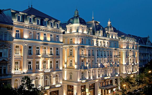 Lusso barocco a 5* con spa nel cuore di Budapest