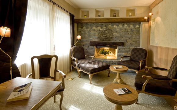 Maison Cly Hotel & Restaurant 4*