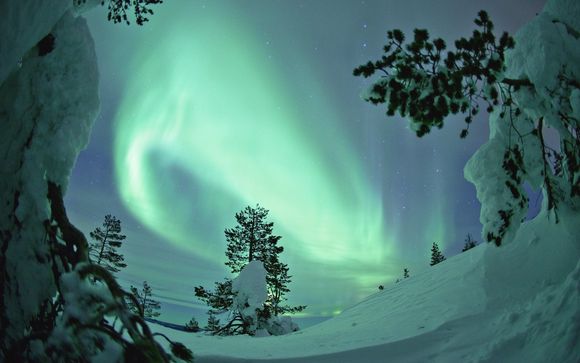 Alla ricerca dell'aurora boreale, con una notte in igloo