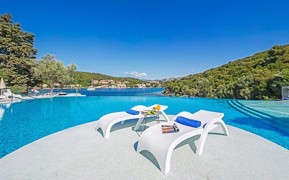 Port 9 Family Resort 4*