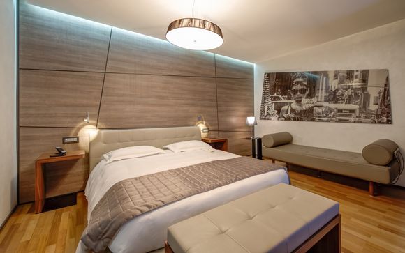 Berg Luxury Hotel 4*S