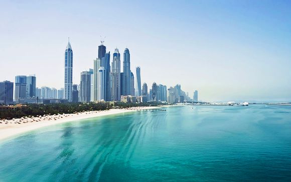 Hilton Garden Inn Moe 4* + Radisson Blu Yas Island 4*