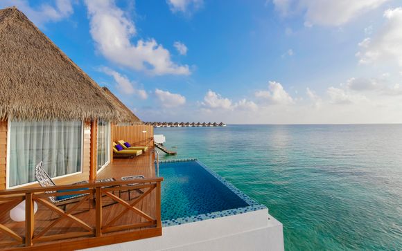 Mercure Maldives Kooddoo Resort 4*