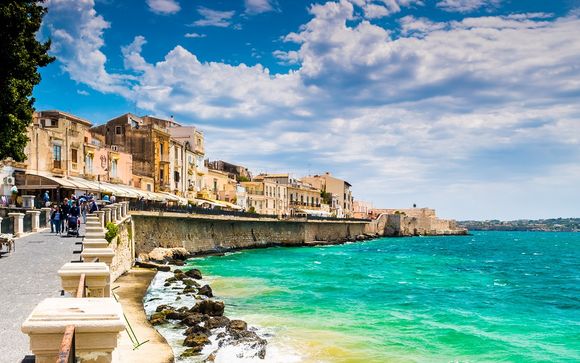 Suggestivo hotel 4* nel centro storico di Ortigia