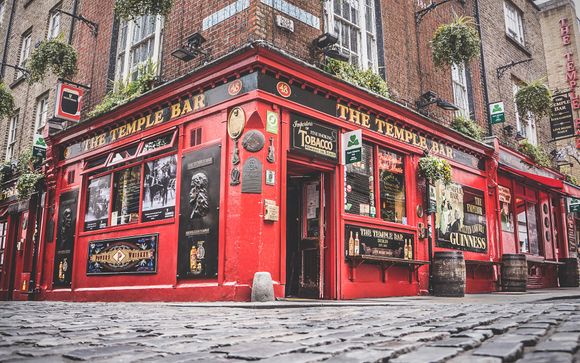 Irish Pub & Distillery autotour