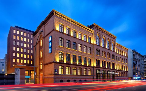Fascino contemporaneo a 4* tra le vie dello shopping