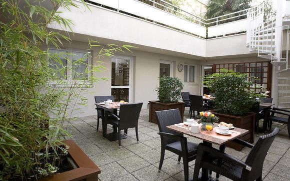 Classics Hotel Parc des Expositions by Happyculture