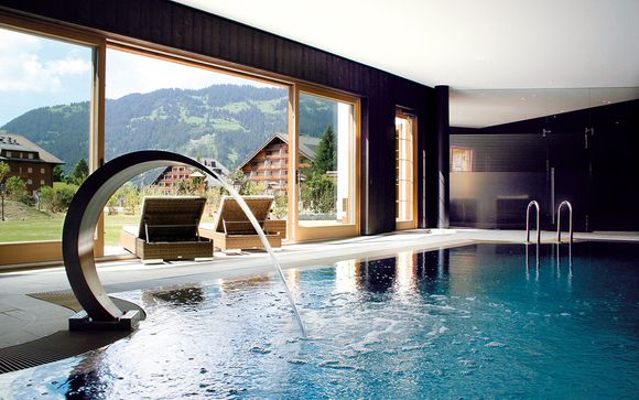 Raffinato chalet 5* con spa sulle Alpi svizzere