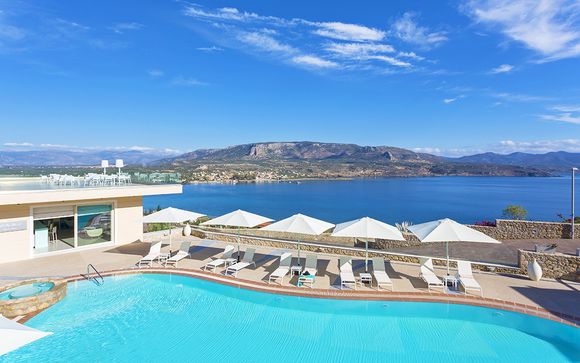 Sofisticato 4* immerso nella quiete della Baia di Plitra