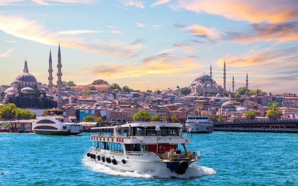 Boottocht bij zonsondergang op de Bosporus