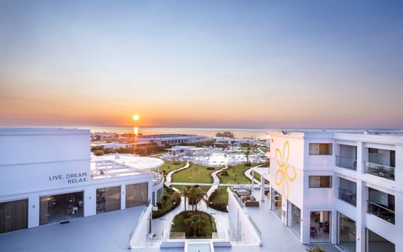 Sentido Asterias Beach Resort 5*