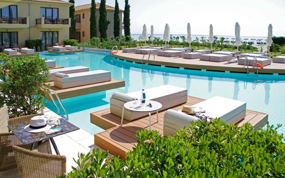 Mediterranean Village 5*