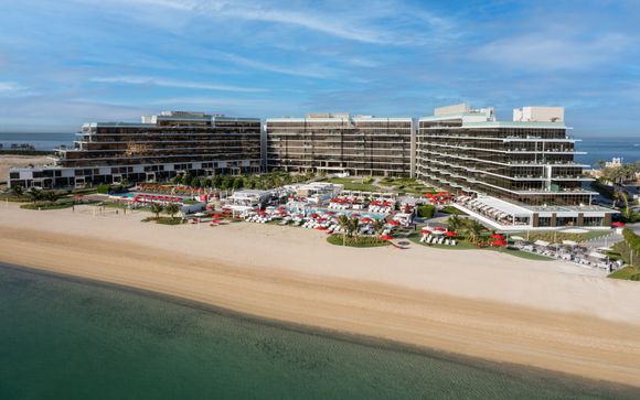 Th8 Palm Dubai Beach Resort, an IHG hotel 5*