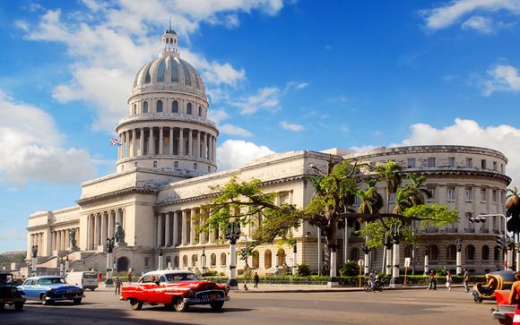 Speciaal voor u: een rondleiding met gids door koloniaal en modern Havana