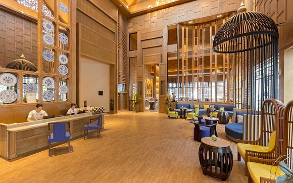 Hotel Manathai Surin Phuket 4*