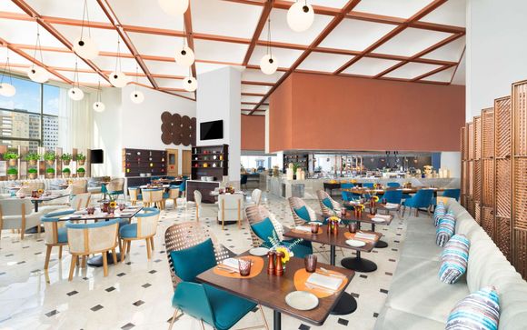 Novotel New Delhi City Centre 5*