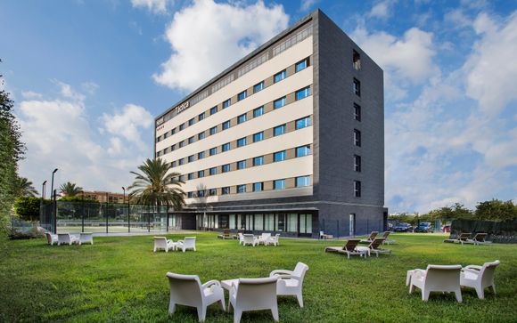 AZZ Valencia Táctica Hotel 4*