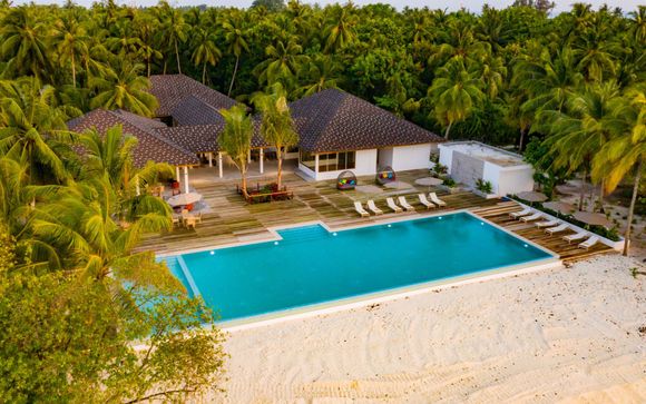 Fiyavalhu Resort Maldives 4*