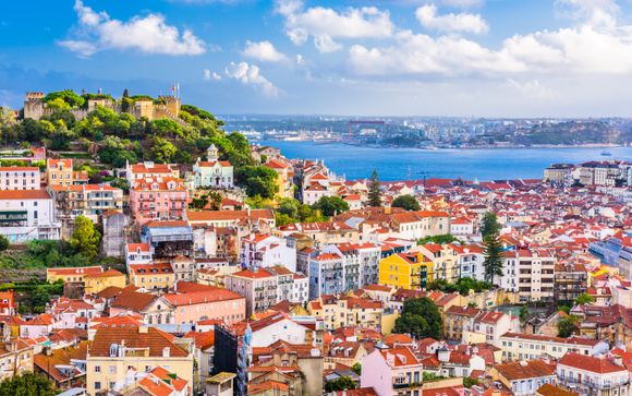 Your included excursions to explore Lisbon