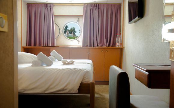 Welcome aboard the MS La Belle de Cadix