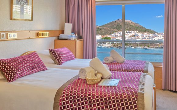 Welcome aboard the MS La Belle de Cadix