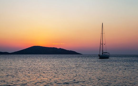 Crete uncovered by boat