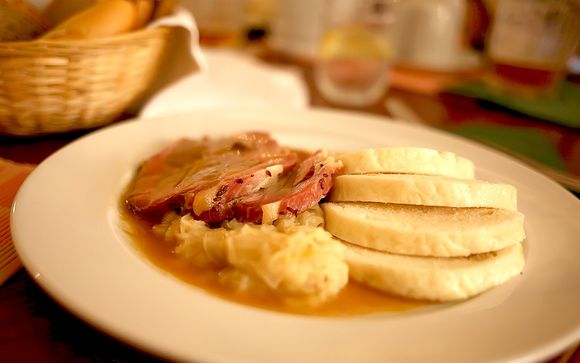 Folklore Dinner Experience (for stays from 4 nights or more)