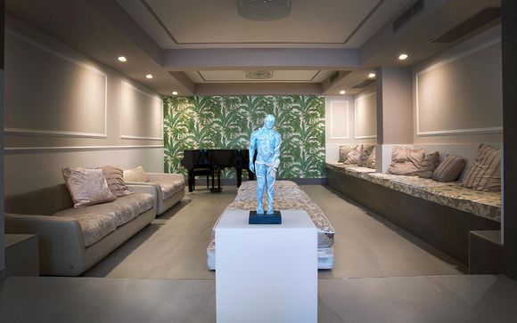 Bianco Riccio Suite Hotel 4*