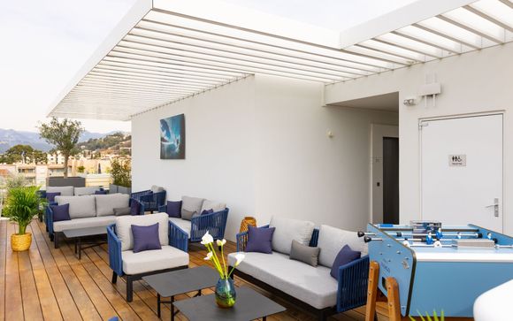 Hotel Indigo Cagnes-sur-Mer 4*